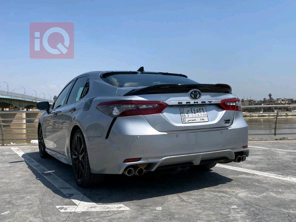 تۆیۆتا کامری